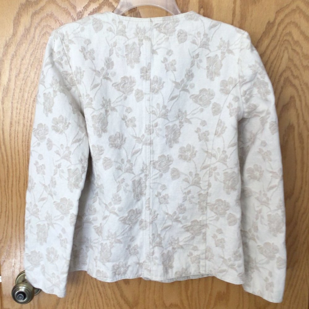 Sag Harbor - Cream color brocade blazer - Picture 2 of 6